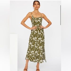 Hello Molly green bamboo midi dress !